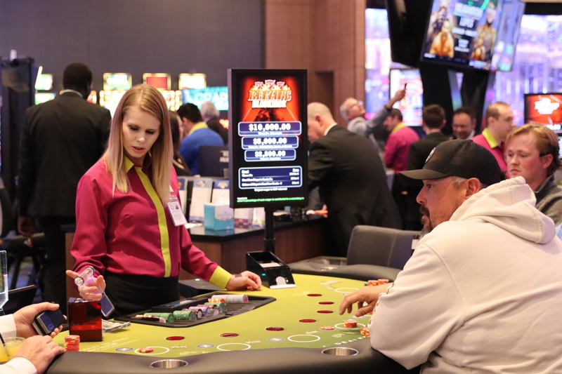 Jackpot! Grand Island Casino & Resort Opens It's Doors